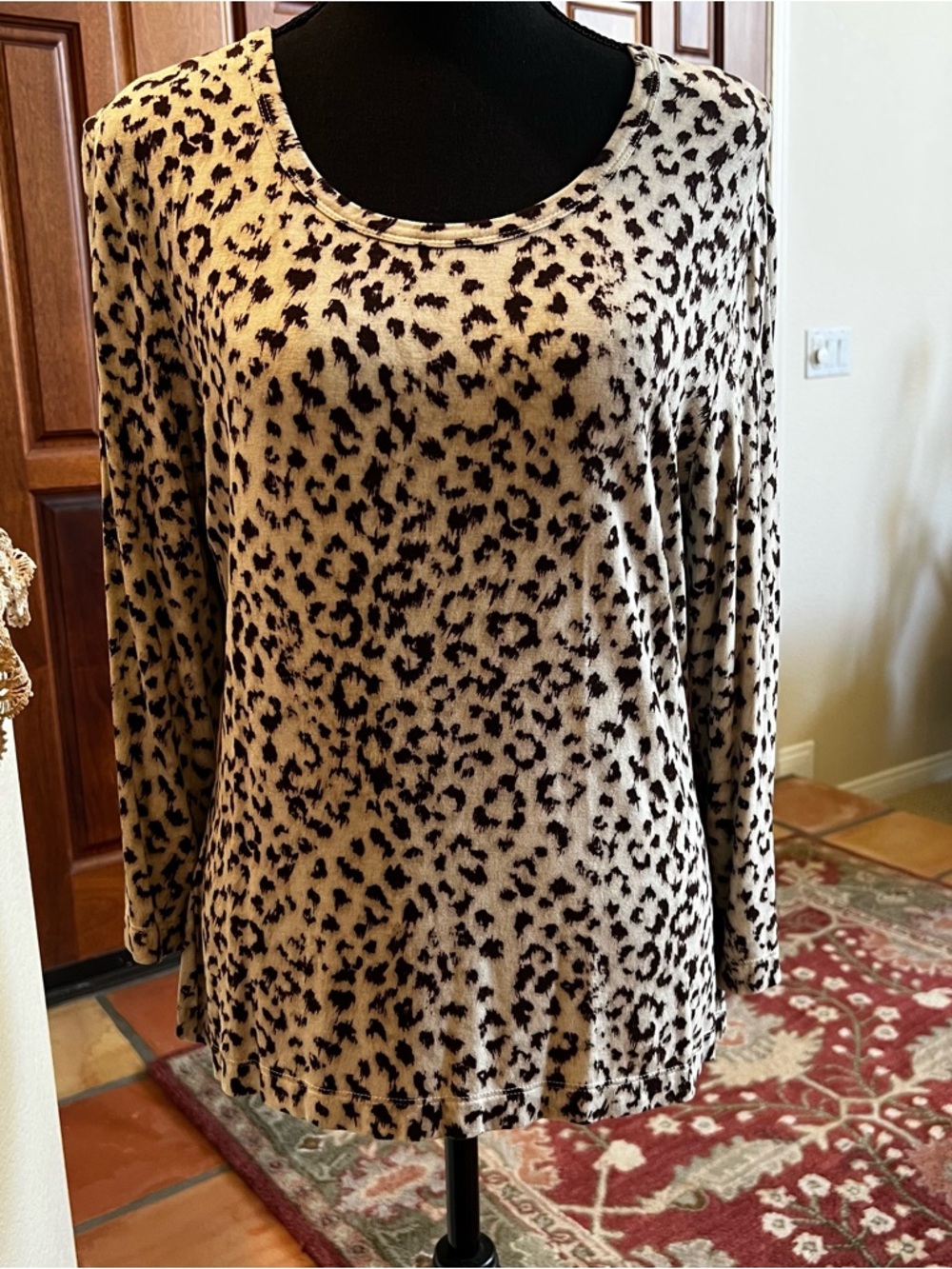St. John Nordstrom Exclusive  Women’s Jersey Knit Top Leopard Size Large